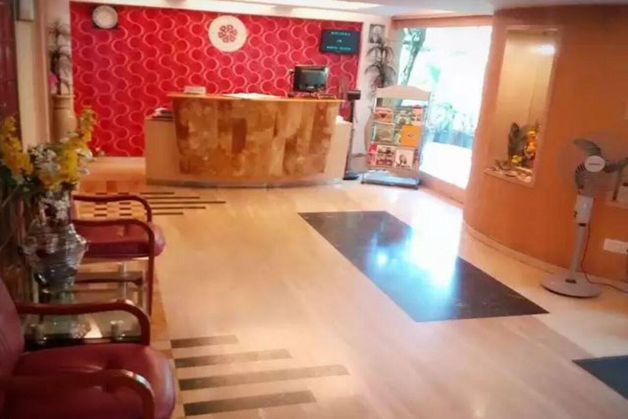 Hotel Plaza Mumbai Ngoại thất bức ảnh