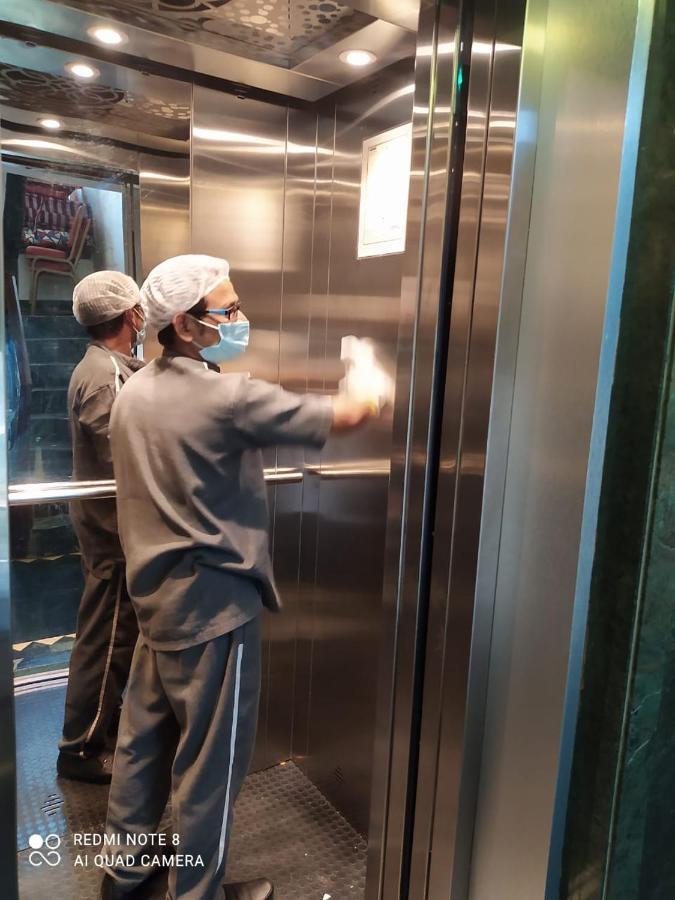 Hotel Plaza Mumbai Ngoại thất bức ảnh