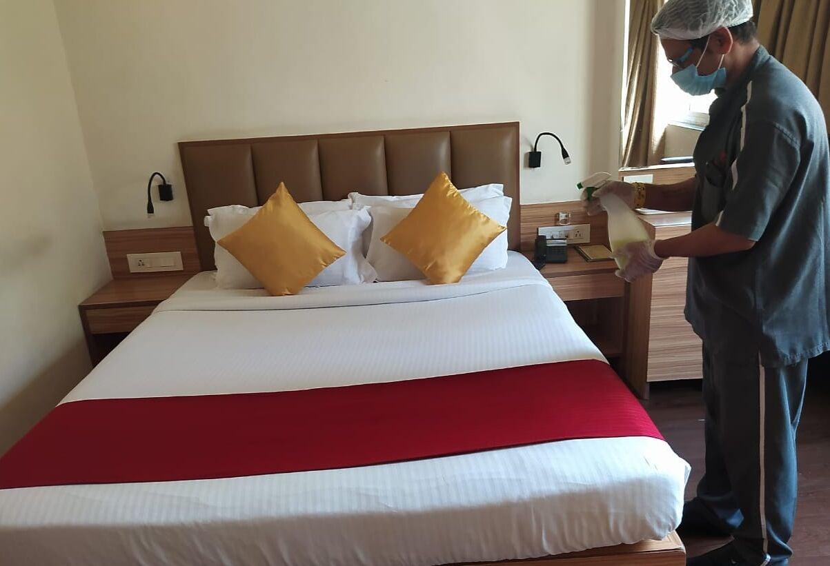 Hotel Plaza Mumbai Ngoại thất bức ảnh