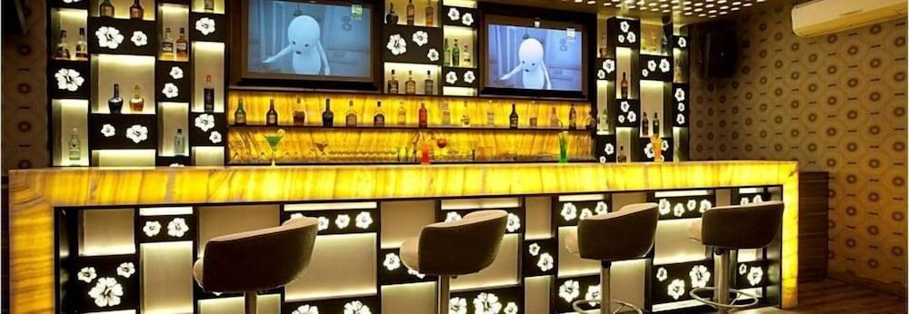 Hotel Plaza Mumbai Ngoại thất bức ảnh